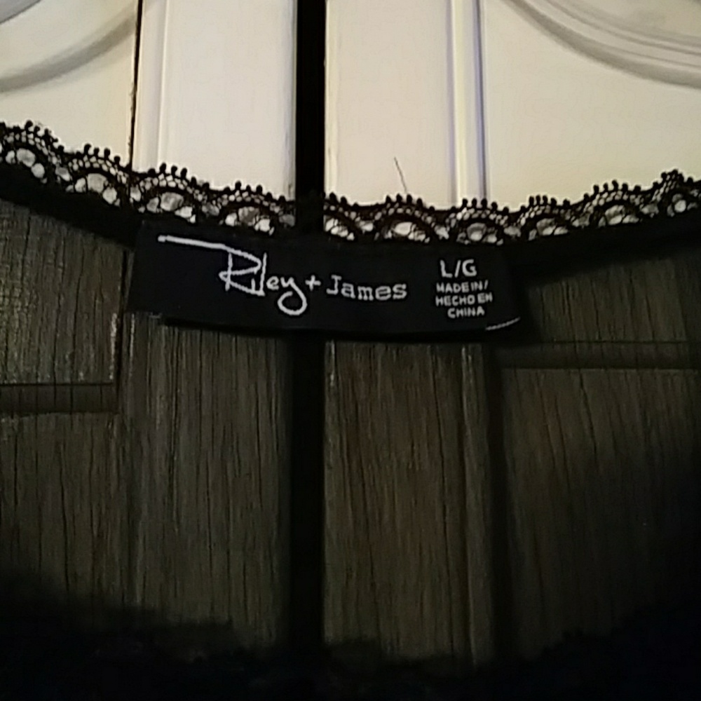 Top - Picture 3 of 3